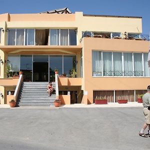 Kavros Garden